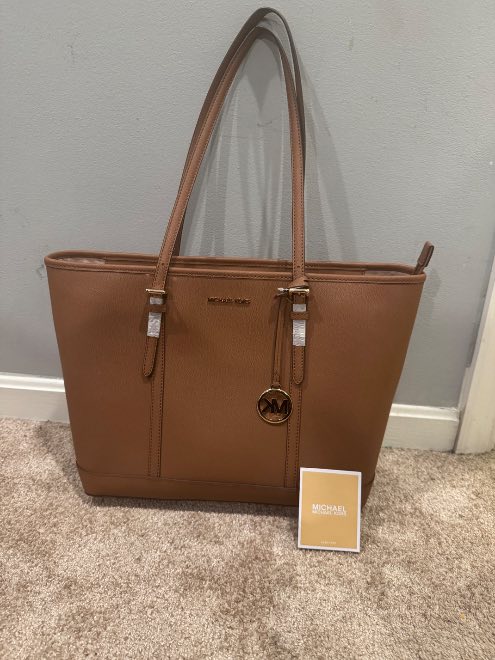 Jet Set Travel Large Saffiano Leather Tote Bag