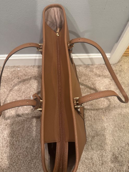 Jet Set Travel Large Saffiano Leather Tote Bag